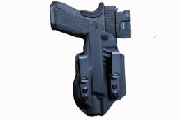 CVRT / Glock 19 / SurefireX300U (A/B) / RH / Black / IWB